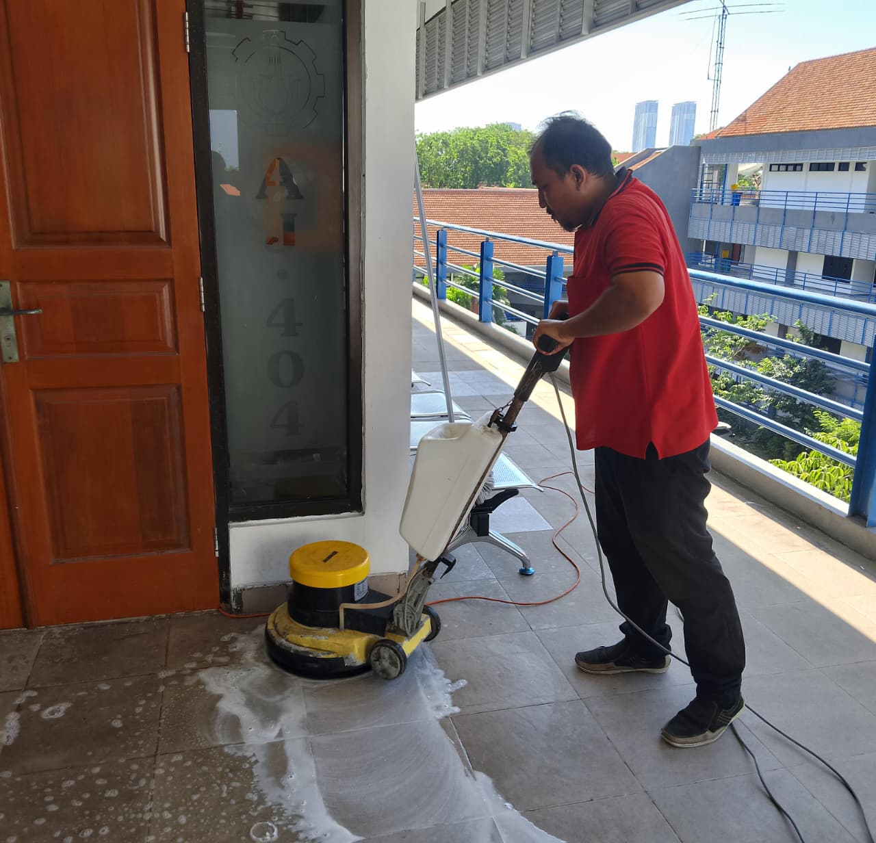 Jasa Kebersihan Departemen Manajemen Bisnis - 1 Tenaga Kerja