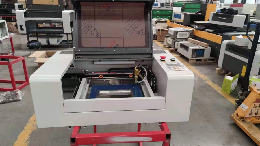 Laser CNC CO2 LS 3020